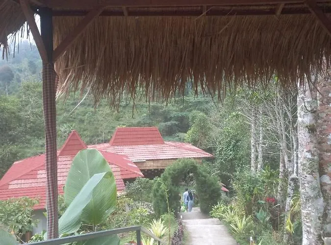 カプセルホテル Tutub Waterfall View
