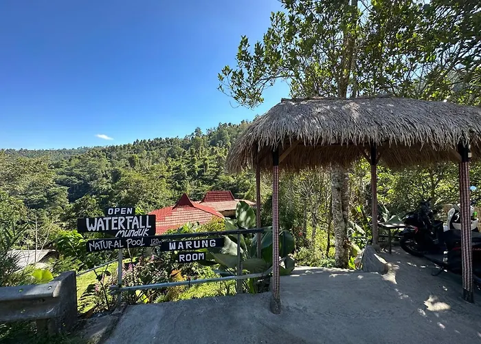 Tutub Waterfall View カプセルホテル Munduk